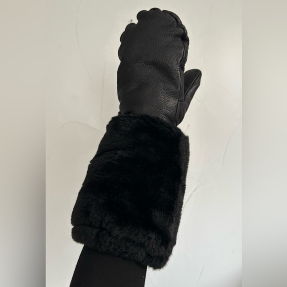 ZERO Polarguard Moccamit Black Leather Fur Long Cuff Red Lined Mittens GVC XL
